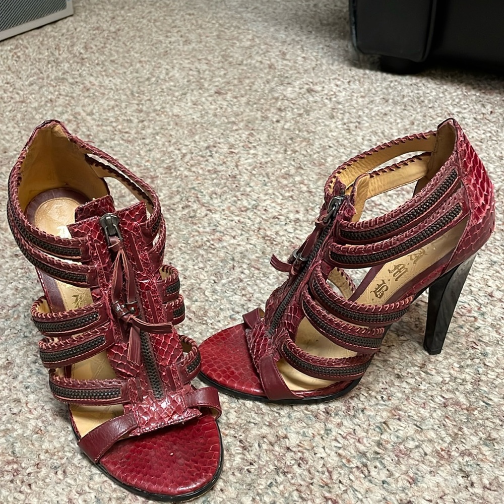 Lamb heels